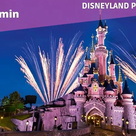 S5 Disney Studio Cosy